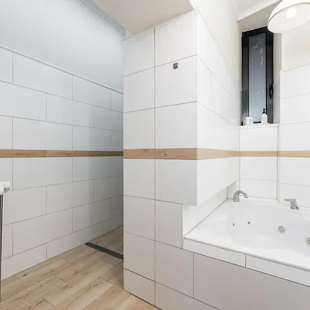 Apartamenty Sun & Snow Wrzesinska 11 Kraków Zewnętrze zdjęcie